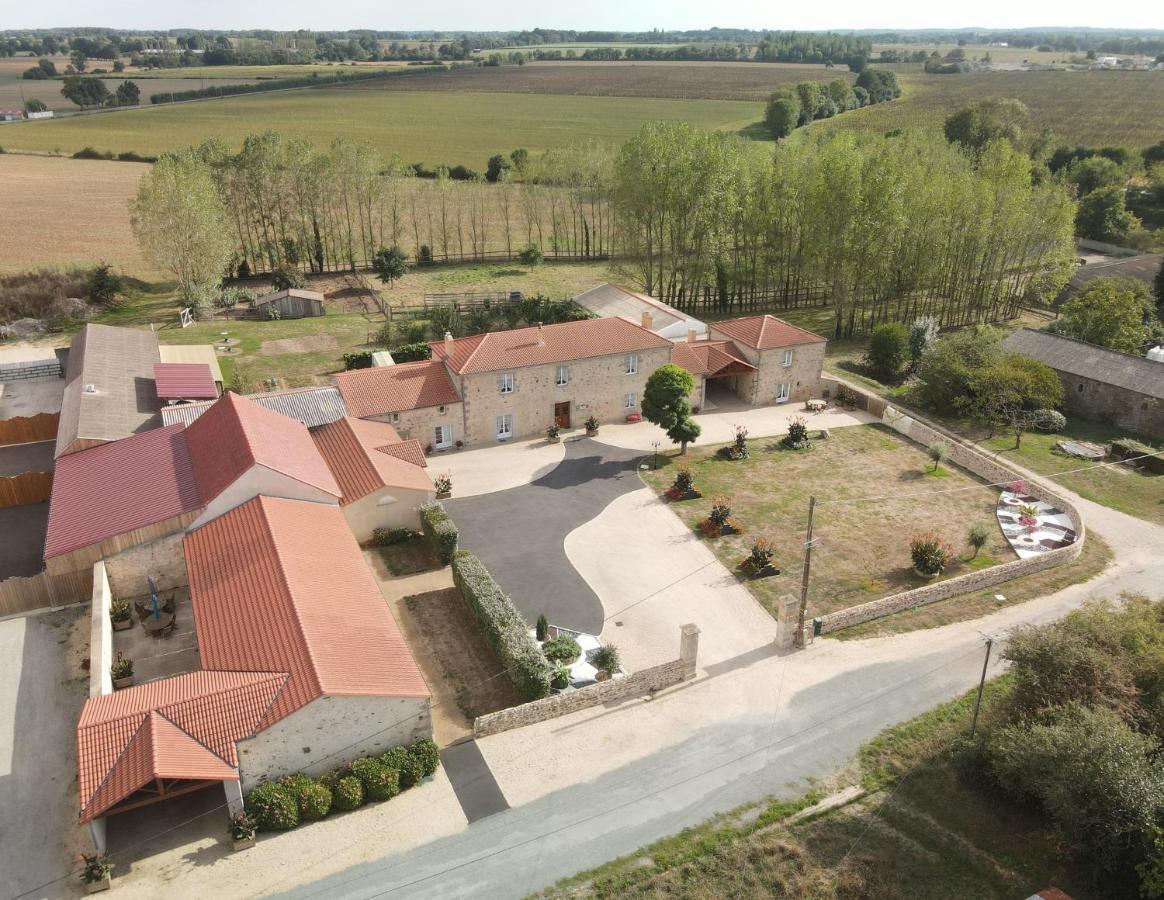 Vieillevigne Le Logis Du Chateau מראה חיצוני תמונה